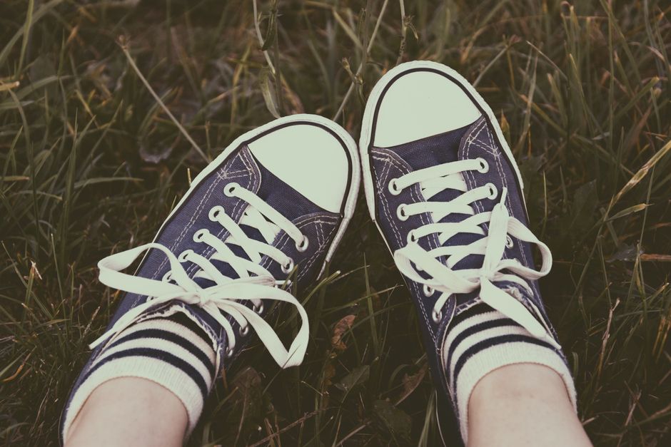 Adidas Samba vs Gazelle: Which Retro Sneaker Wins in 2026?