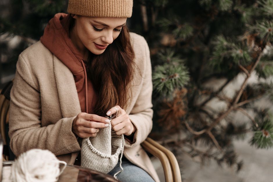 Cashmere vs Merino Wool: Which Sweater Keeps You Warmer This Fall?