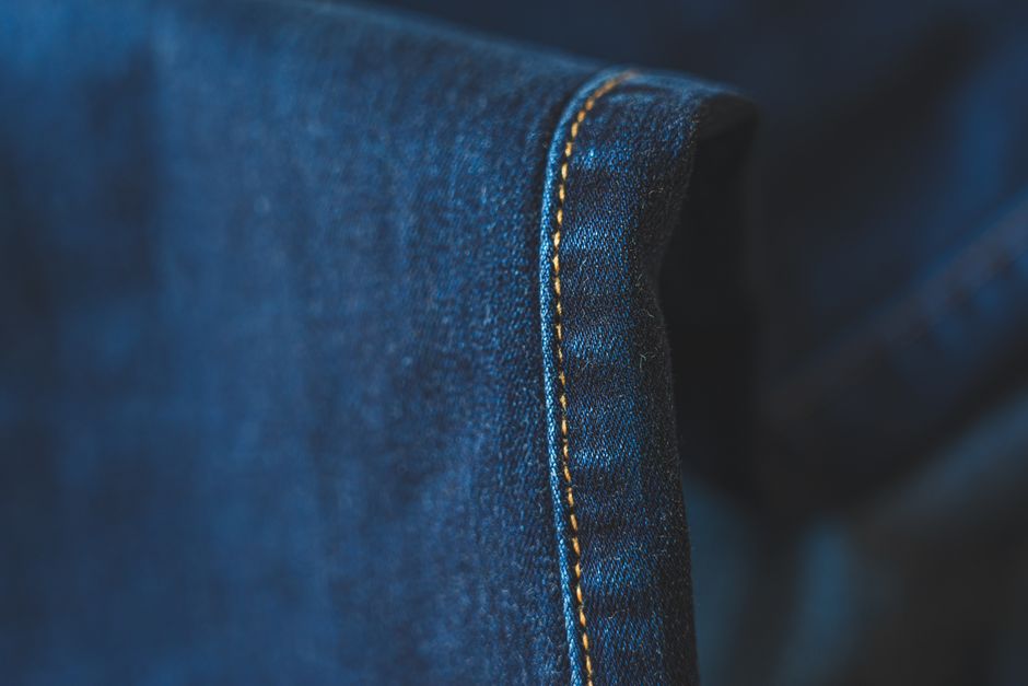 Plus-Size Jeans Fit Guide: How to Find Plus-Size Jeans That Actually Fit Your Curves (2026)